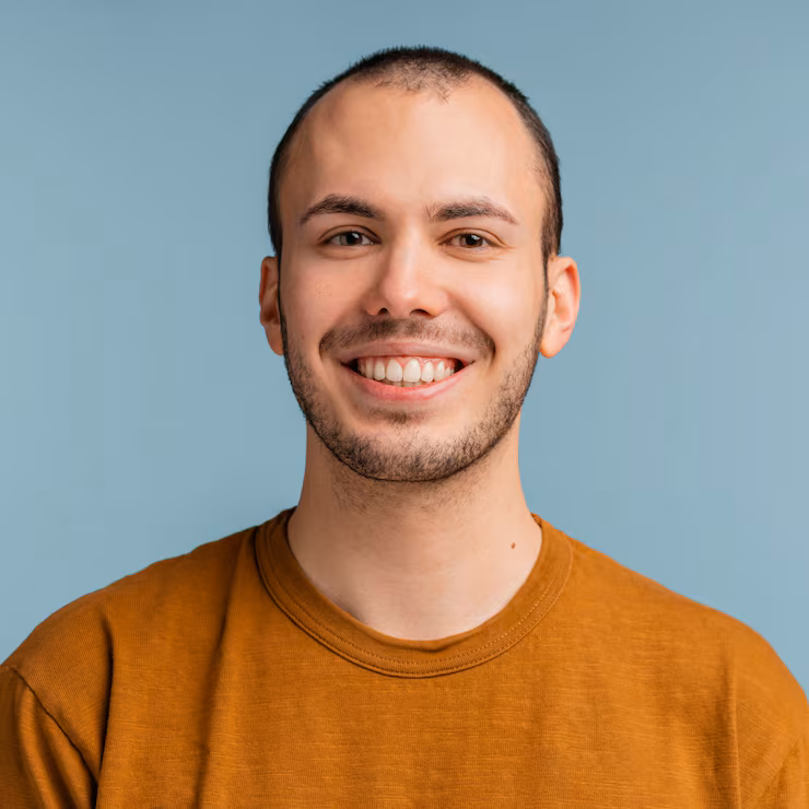 Expert PrimIPTV Customer Support Manager